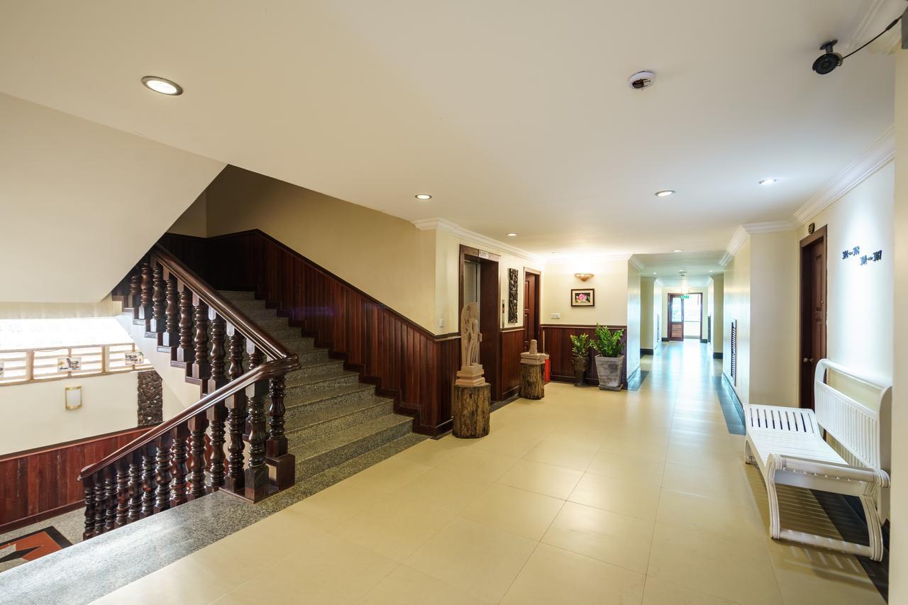 Sovan Mealea Hotel Сиемрип Экстерьер фото