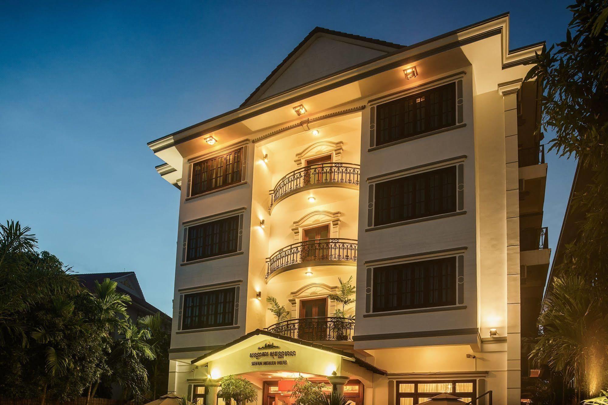 Sovan Mealea Hotel Сиемрип Экстерьер фото