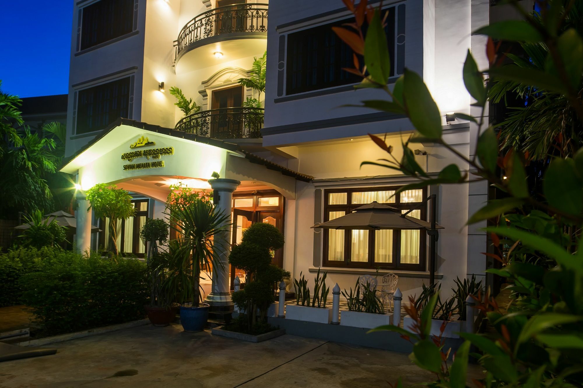 Sovan Mealea Hotel Сиемрип Экстерьер фото